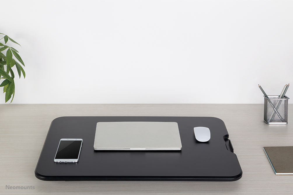 Neomounts sit-stand workstation